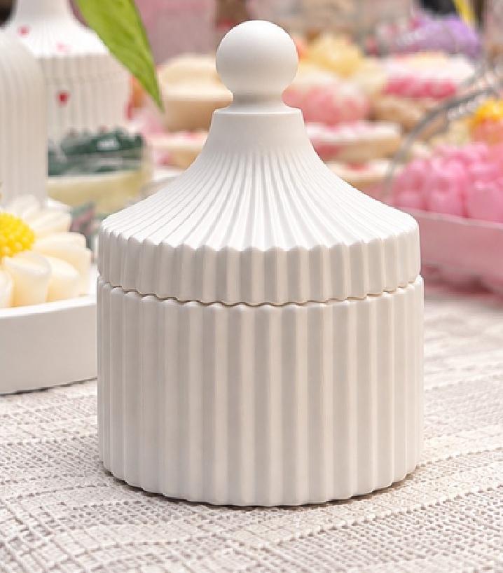 Daisy Wedding Concrete Jar